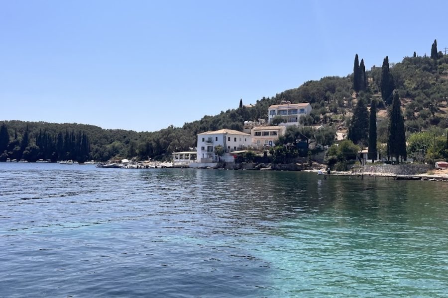 North Corfu Coastal & Waterpark Combo: 2.5-Hour Boat Tour & Sidari Water Park Pass
